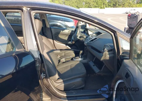 2013 Ford Fiesta Se из США, поврежденный, VIN 3FADP4BJ2DM191794